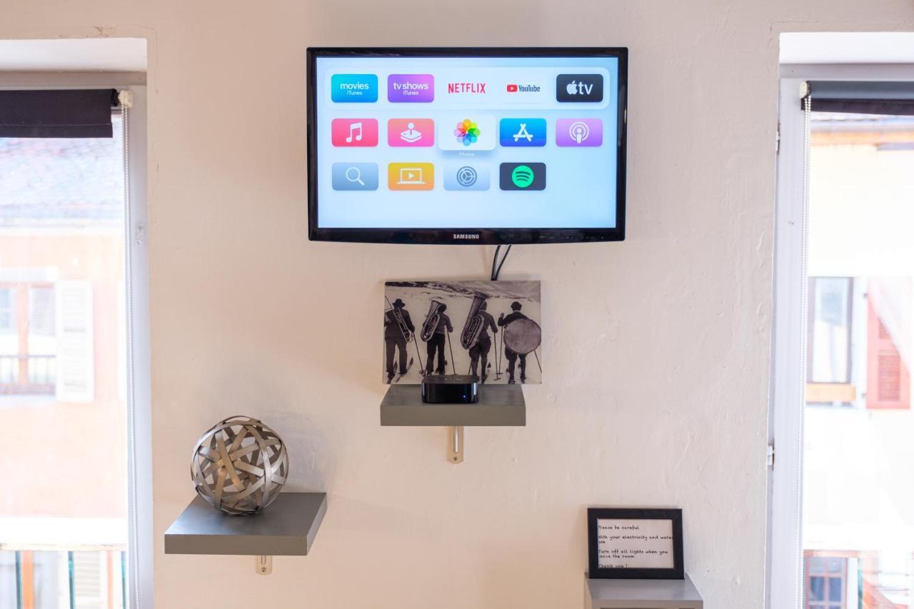 Au Grey D'Annecy, Studio Cosy Au Coeur De La Ville Zewnętrze zdjęcie