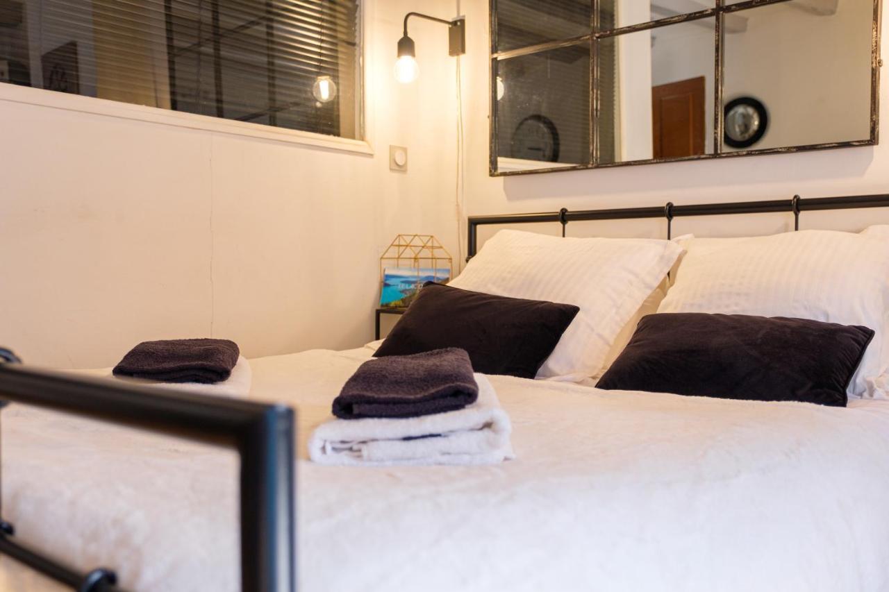Au Grey D'Annecy, Studio Cosy Au Coeur De La Ville Zewnętrze zdjęcie